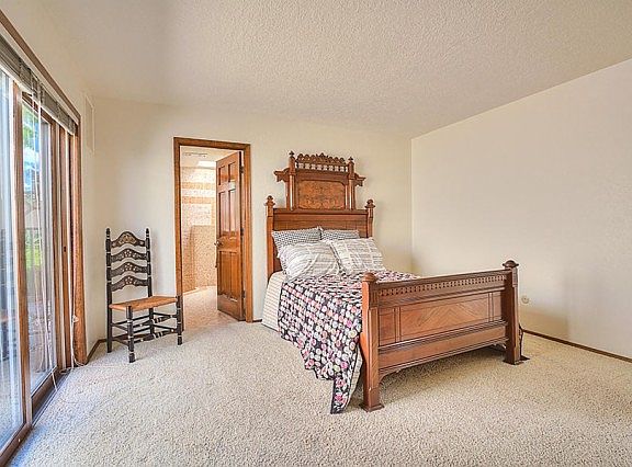 4th image of 9423 Village Green Dr NE