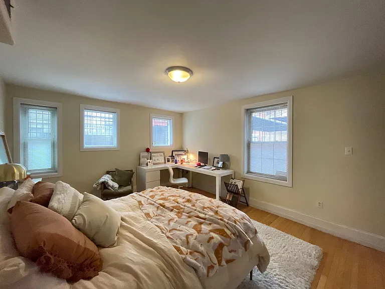 1734 Pine St. — Photo 9
