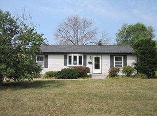 9120 Columbus Ave S, Bloomington, MN 55420