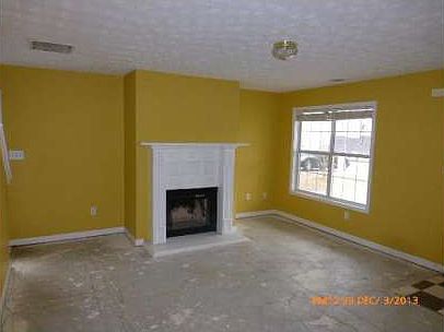4th image of 223 Patterson Close Ct