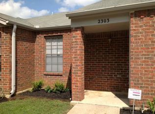 2303 Miguel Ln, Arlington, TX 76016