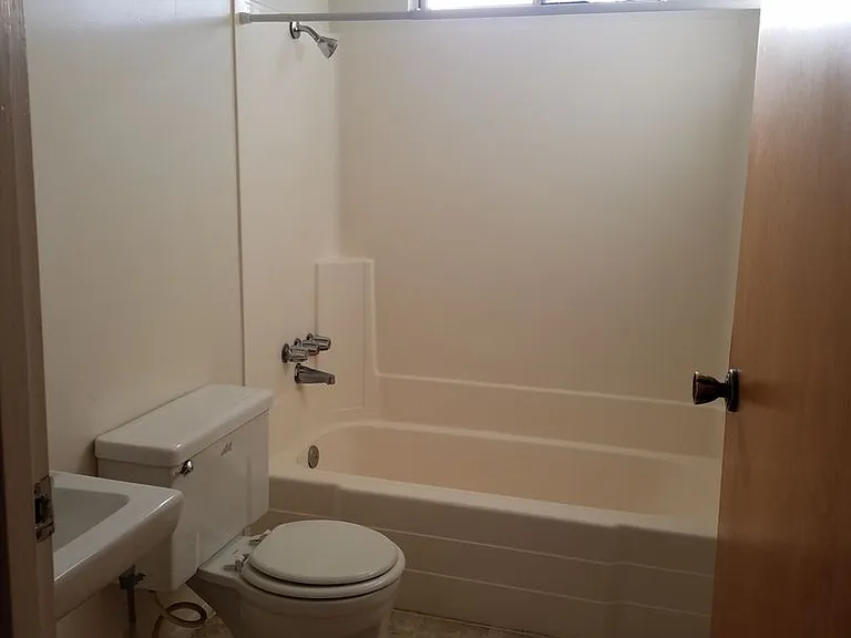 1109 Pismo Street — Photo 1