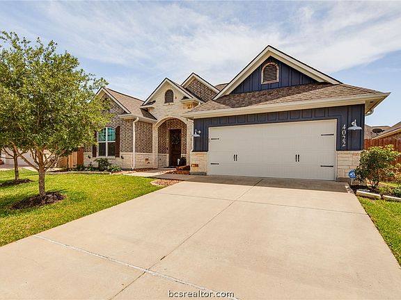 2nd image of 4022 Crooked Creek Path