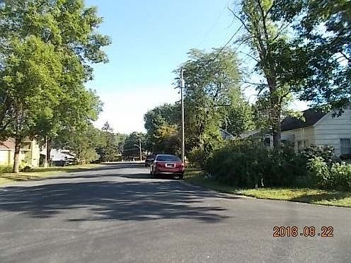 2nd image of 533 8th St N