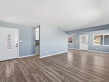 937 E Elizabeth St — Photo 5