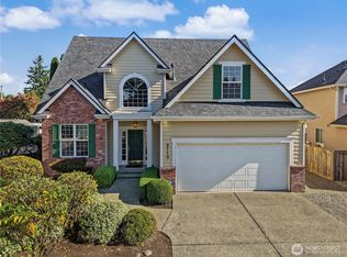 2113 12th Ave NW, Puyallup, WA 98371