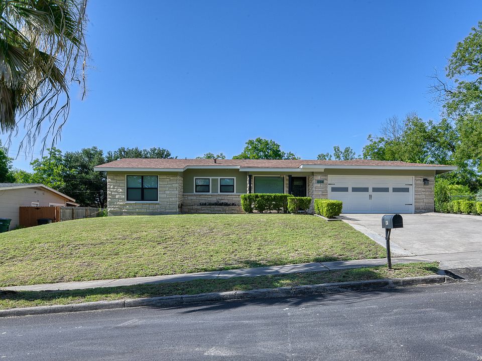 1st image of 134 Longridge Dr