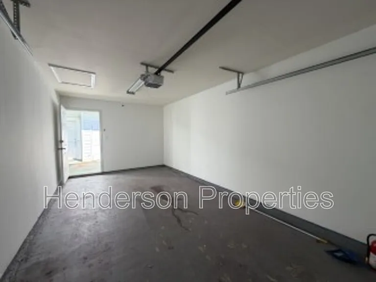 9179 Meadow Vista Rd — Photo 20