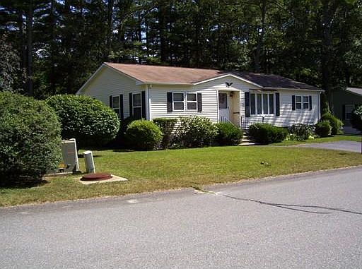 2nd image of 16 Sycamore Dr