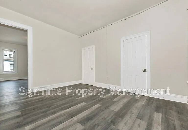 220 Summit Ave #2F — Photo 3
