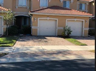 9965 Chiana Cir, Fort Myers, FL 33905