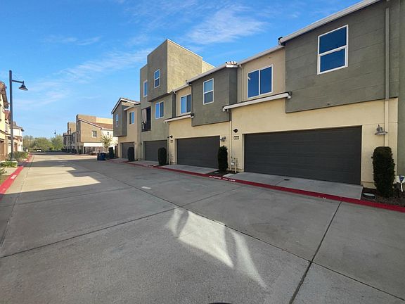 5th image of 3234 Bridgeway Dr