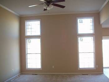 4th image of 1318 Glen Dr