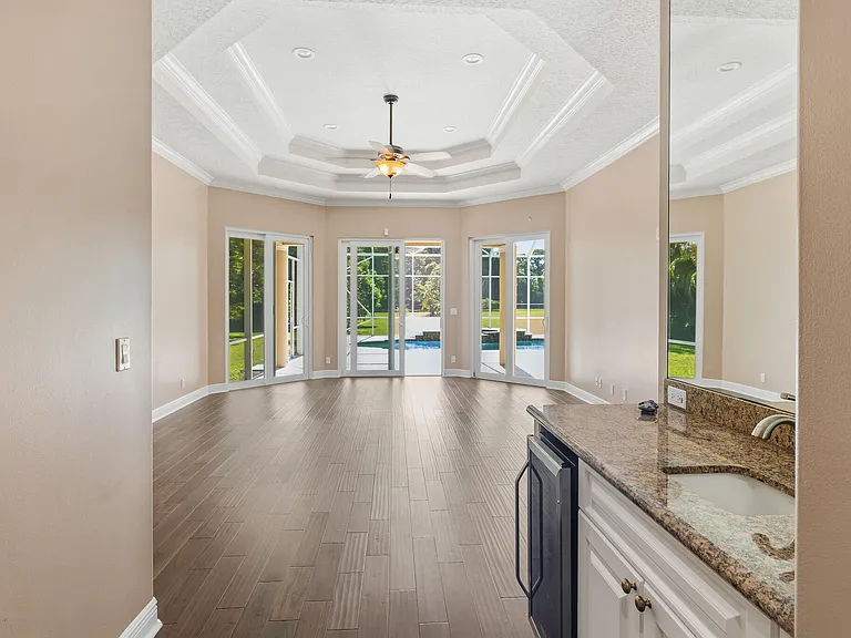 8480 Man O War Rd — Photo 34