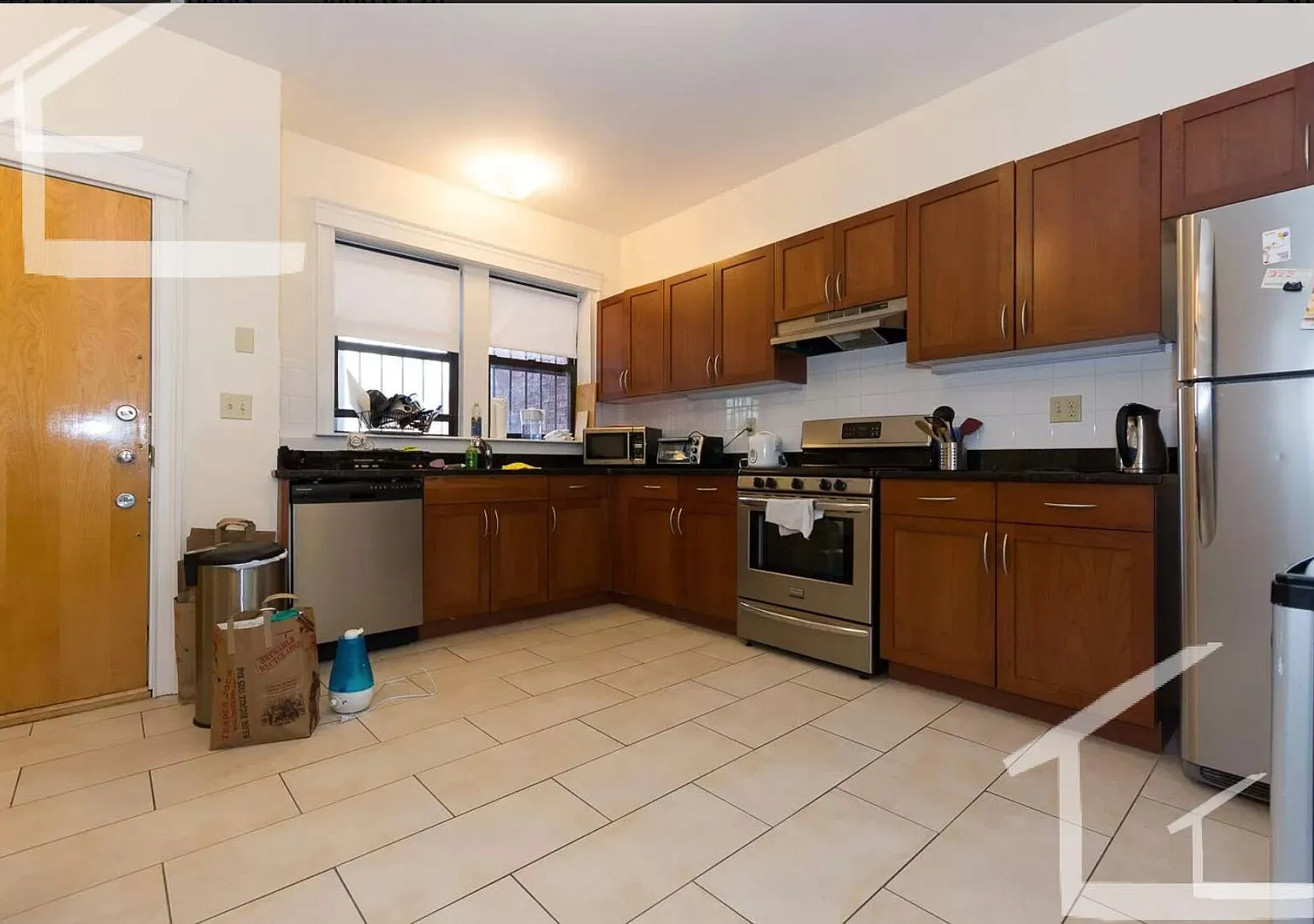 Highly-sought 4 bed. For you 9/1/26 — Photo 4