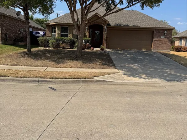 8772 Regal Royale Dr, Fort Worth, TX 76108