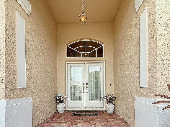3rd image of 4936 Bella Terra Dr