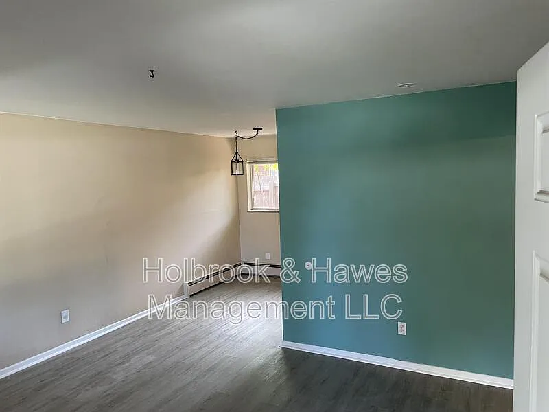 1 bed, 1.0 bath, 647 sqft, $1,425 — Photo 3