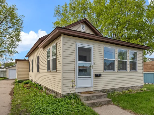 975 W 2nd St, Winona, MN 55987