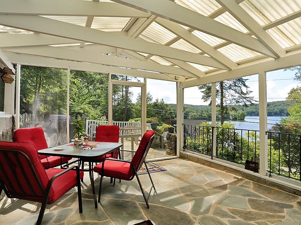 Enclosed Front Porch with Views