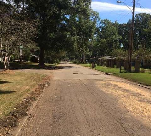 4th image of 1228 Wooddell Dr