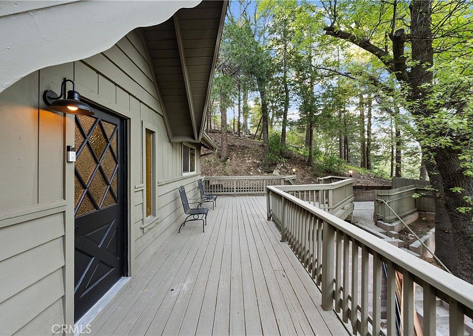 1st image of 990 Nesthorn Dr