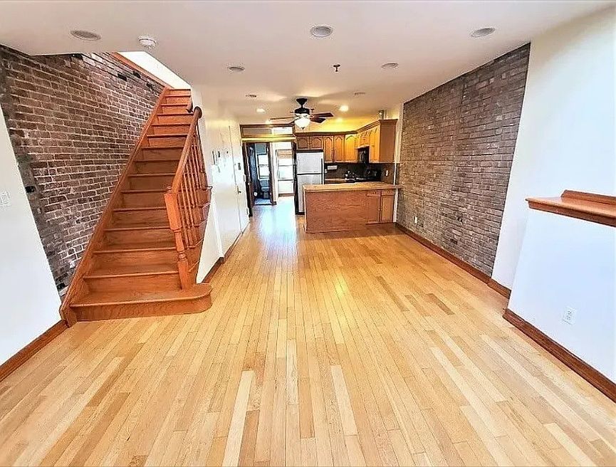 1st image of 339 W 71st St APT 12
