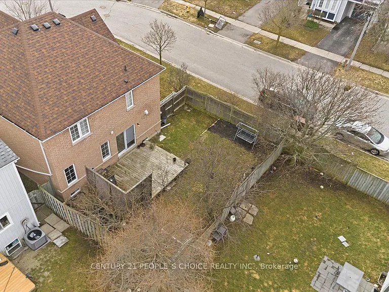 1456 Lyncroft Cres — Photo 46