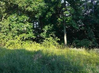 321 Greenwood Rd, Spring Grove, PA 17362