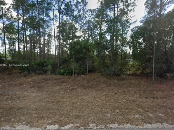 1404 E 15th St, Lehigh Acres, FL 33972