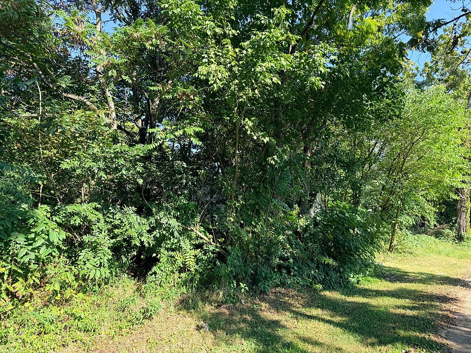 1st image of 840 Witt Rd
