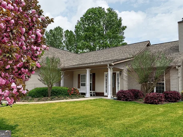 1411 Nantucket Dr, Bethlehem, GA 30620