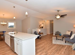 265 Julie Anna Ct, Belgium, WI 53004