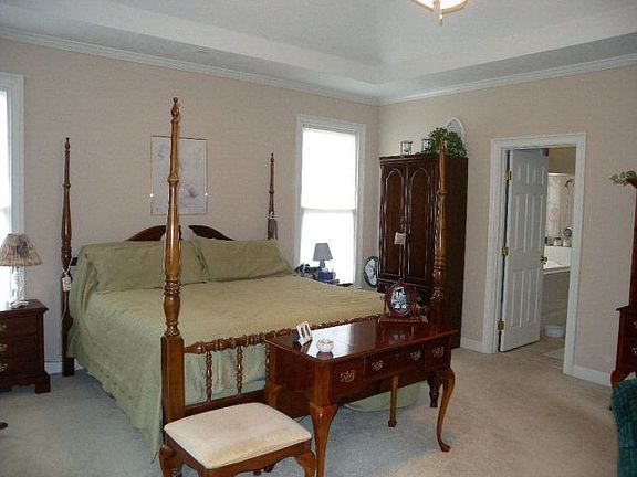 2nd image of 1398 Waterston Dr