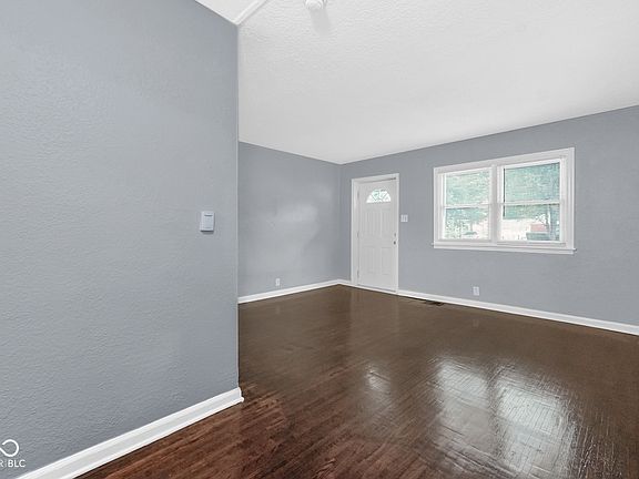 5th image of 4631 E 35th St