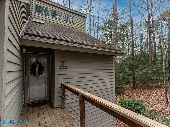 5th image of 50 Villa Ridge Dr #F