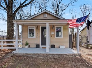 635 Brooklyn Mountain Rd, Hopatcong Boro, NJ 07843