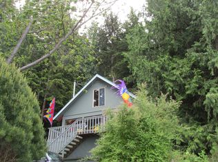 585 Raccoon Point Rd, Eastsound, WA 98245