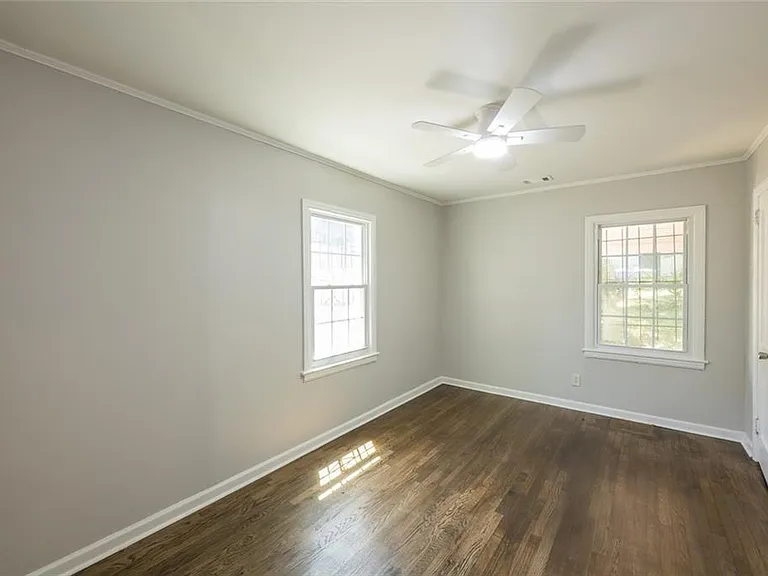 1295 Westmont Rd SW — Photo 12