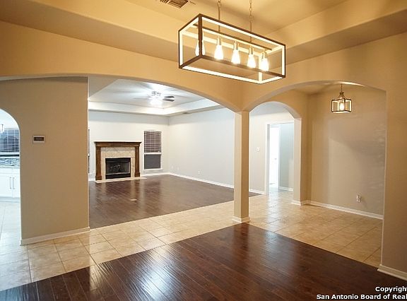 3rd image of 8906 Breanna Oaks