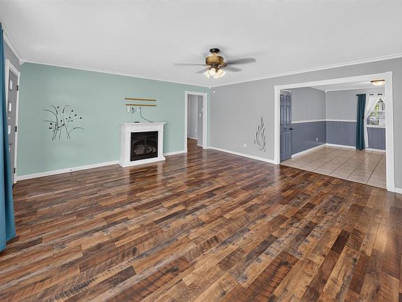 5th image of 2516 Lawrin Ct
