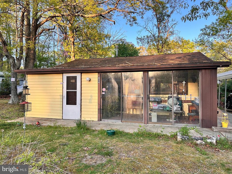 1st image of 434 Poplar Rd