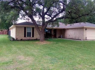322 Rash Ln, Terrell, TX 75160