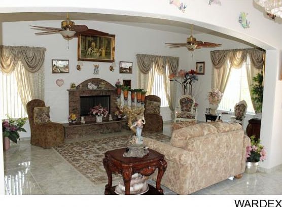 4th image of 2554 McCormick Blvd