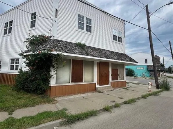 3026 Saint Joseph Ave, Saint Joseph, MO 64505