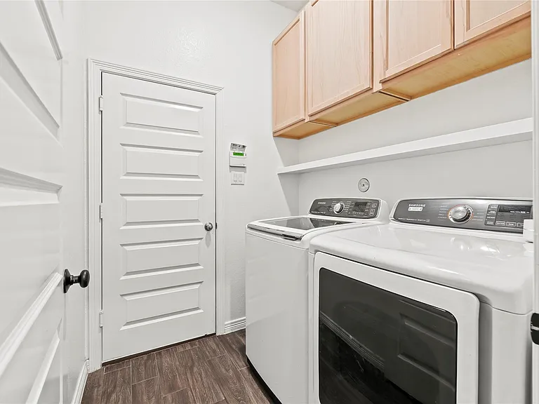 9019 Stanley Oak Dr — Photo 30