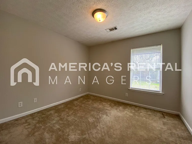 5773 Hammermill Loop — Photo 43