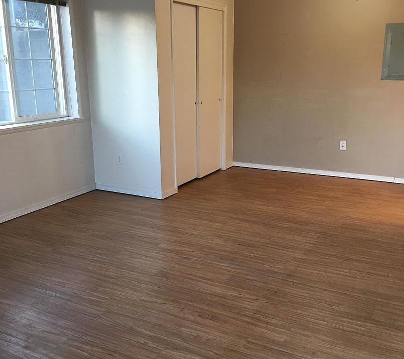 2nd image of 819 Ford Ave APT 10