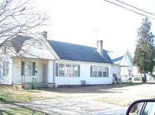 650 8th St #A, Winnsboro, SC 29180