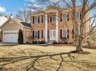 2152 Lee Ridge Dr, O'Fallon, MO 63368